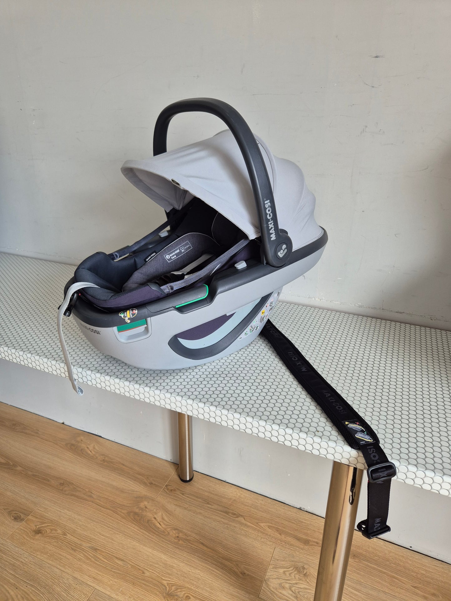 Maxi Cosi Coral 40-75cm. su FamilyFix3 IsoFix baze
