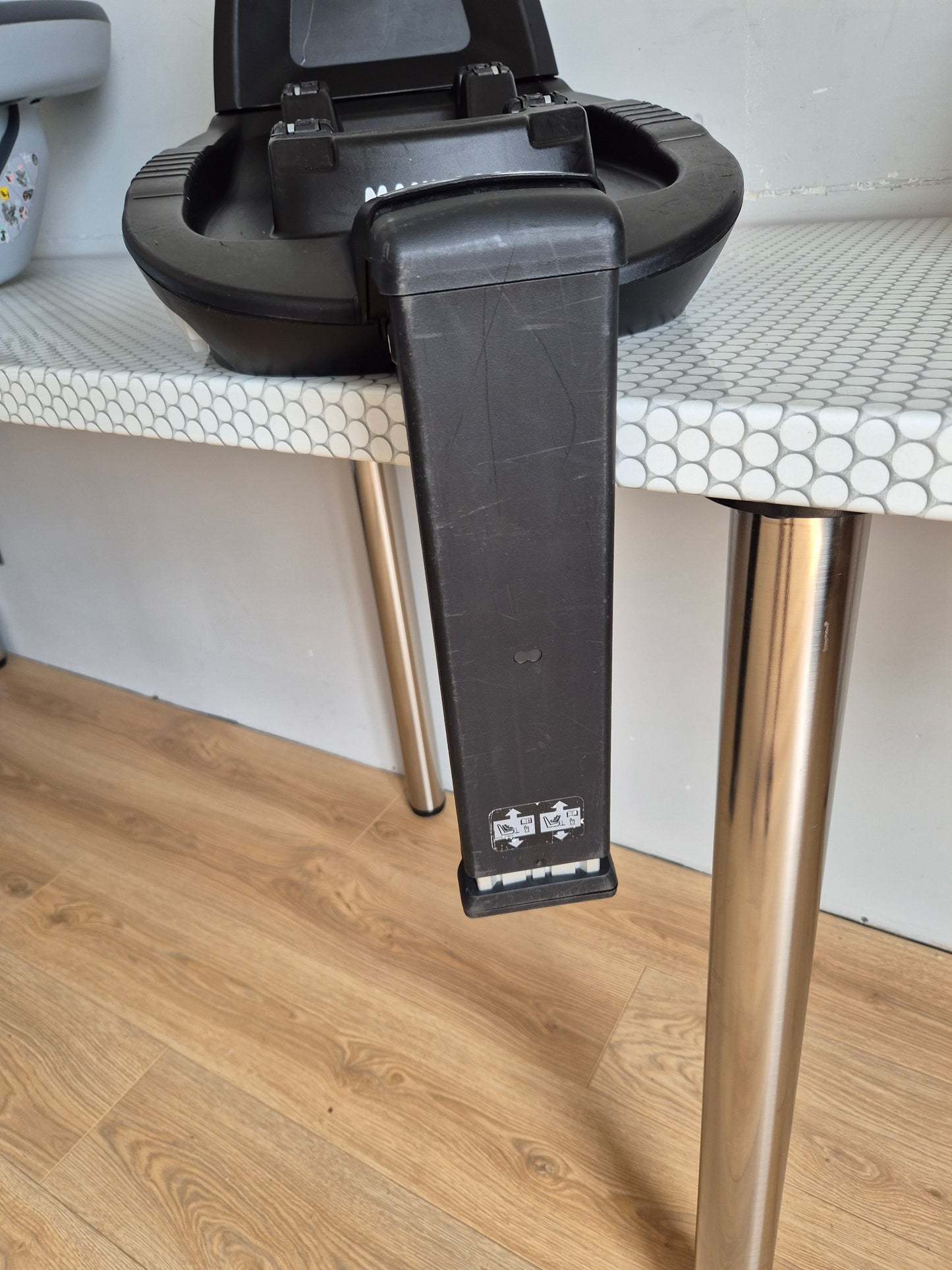 Maxi Cosi Coral 40-75cm. su FamilyFix3 IsoFix baze