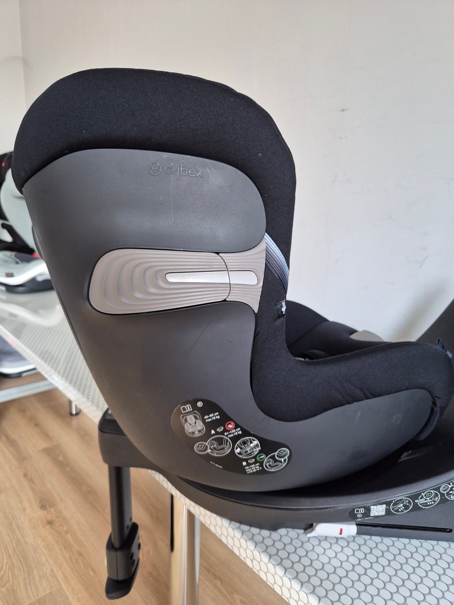 Cybex Sirona SX2 i-Size 0-18kg.