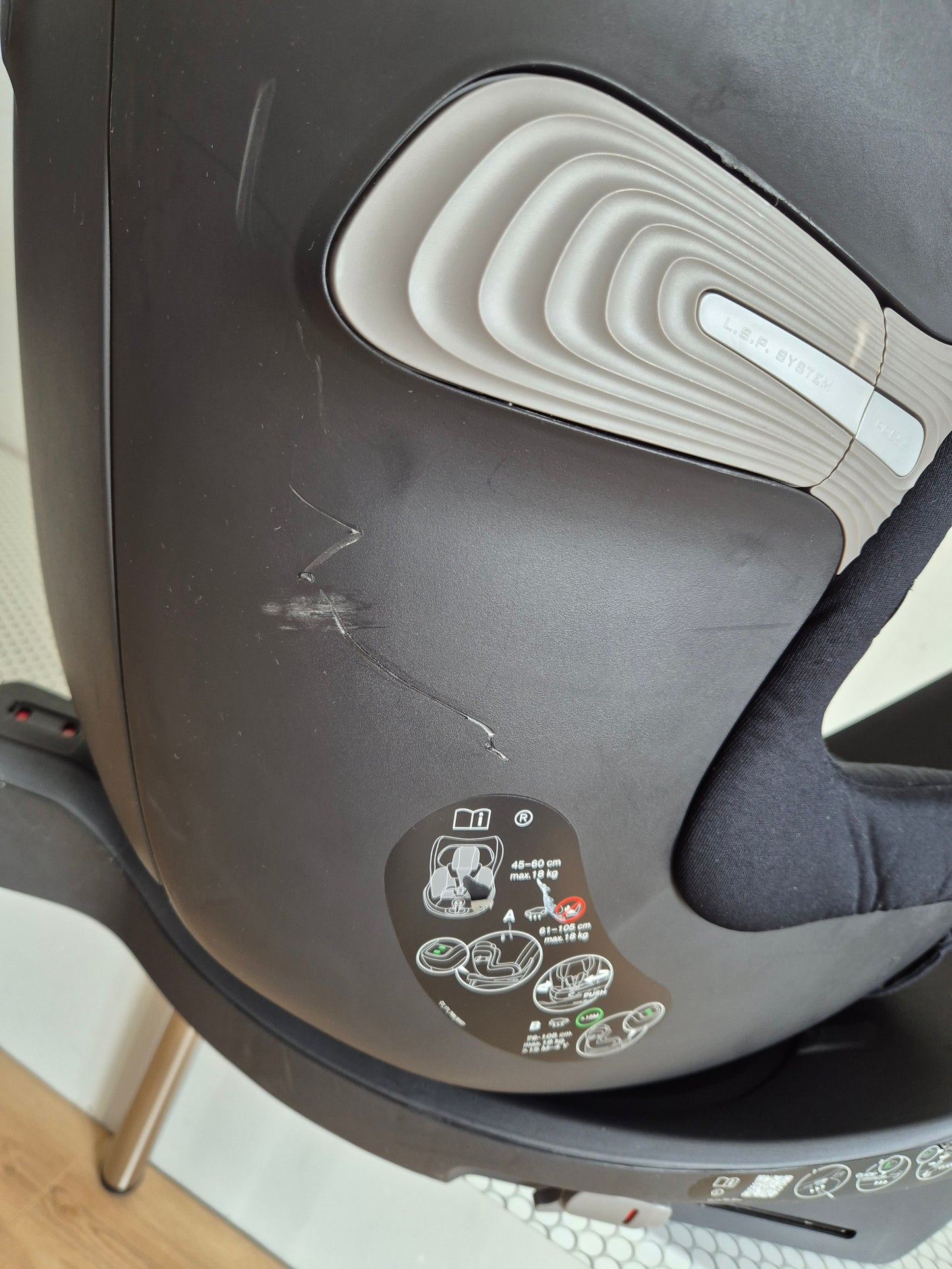 Cybex Sirona SX2 i-Size 0-18kg.