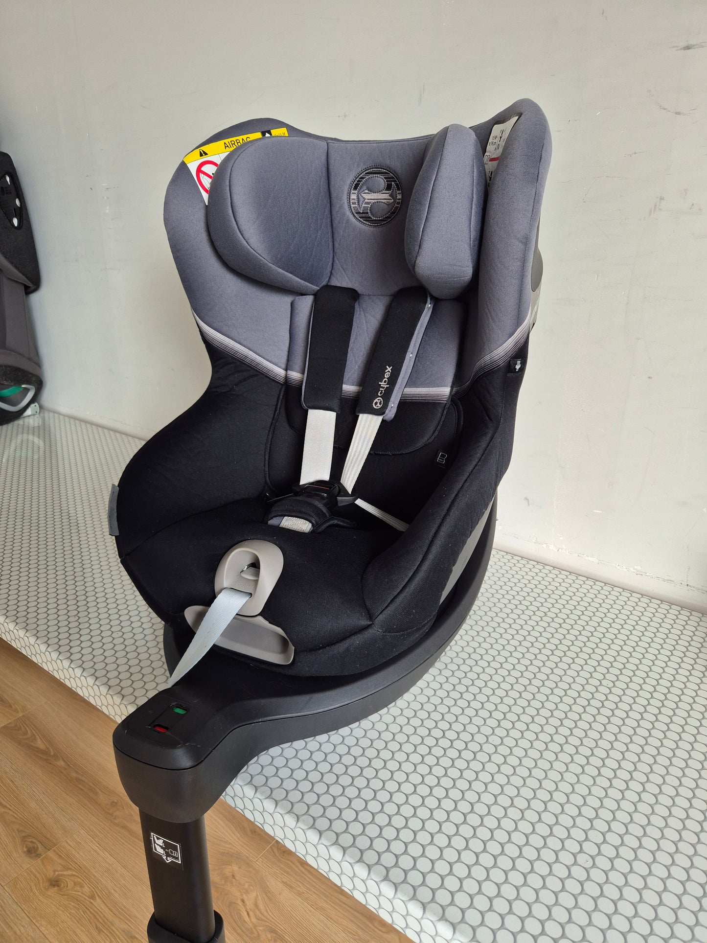 Cybex Sirona SX2 i-Size 0-18kg.