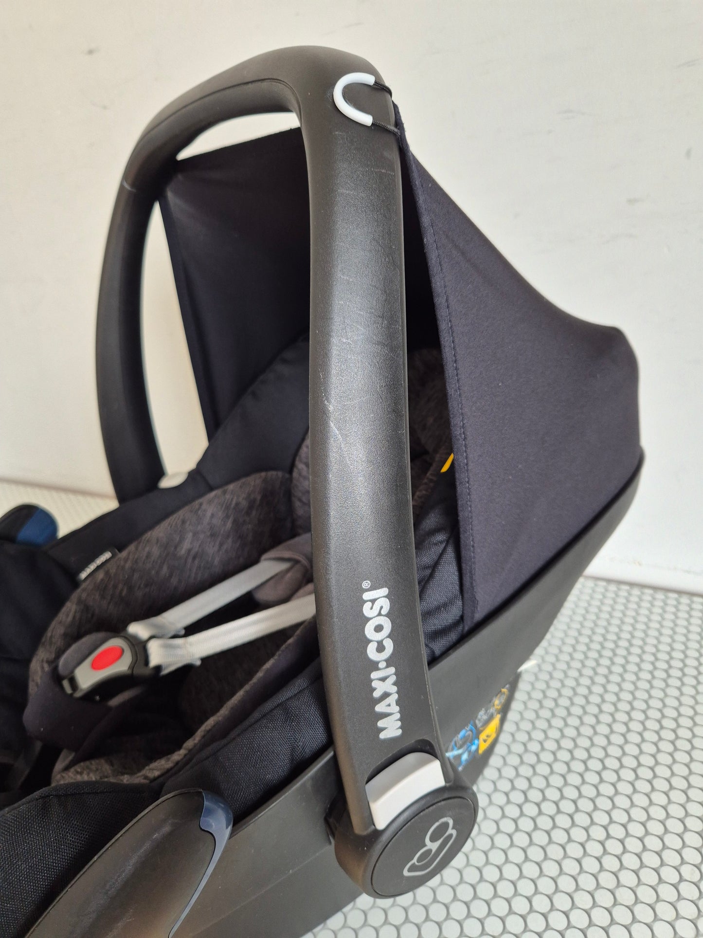 Maxi Cosi Pebble Pro 0-13kg su FamilyFix3 baze