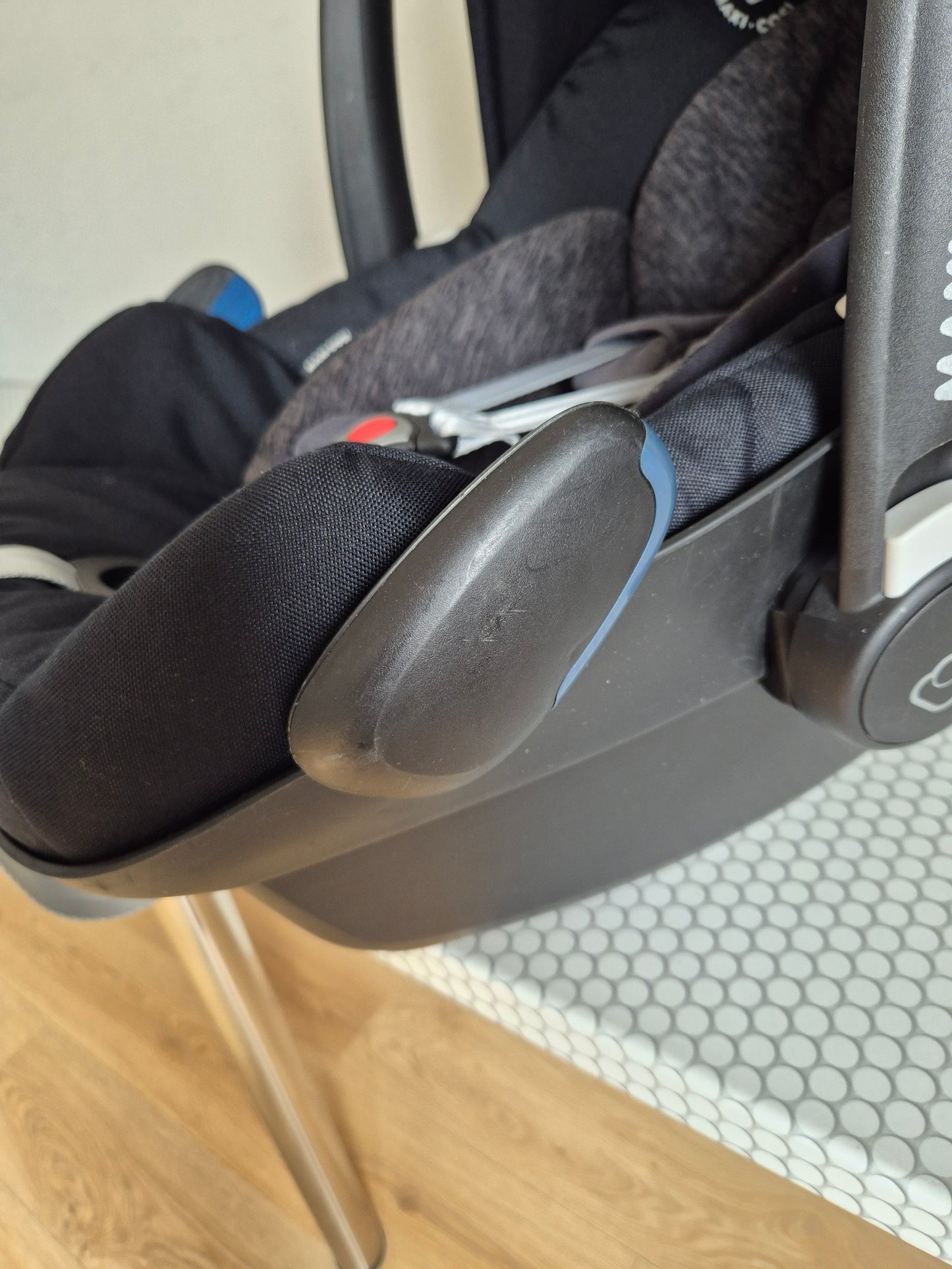 Maxi Cosi Pebble Pro 0-13kg su FamilyFix3 baze