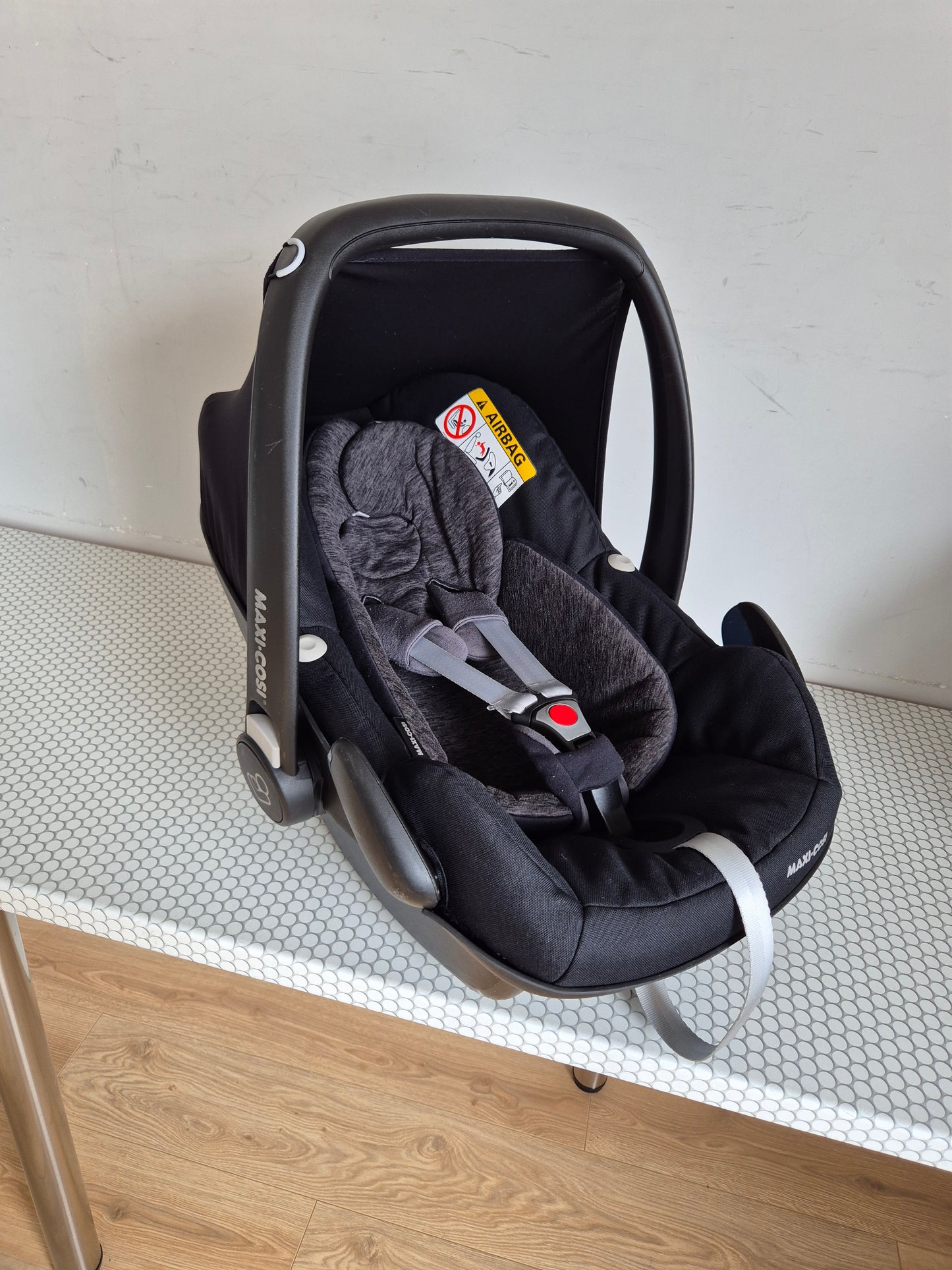 Maxi Cosi Pebble Pro 0-13kg su FamilyFix3 baze
