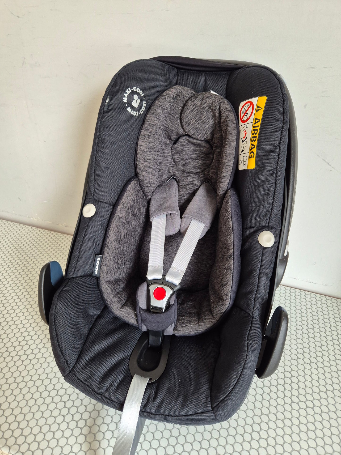 Maxi Cosi Pebble Pro 0-13kg su FamilyFix3 baze