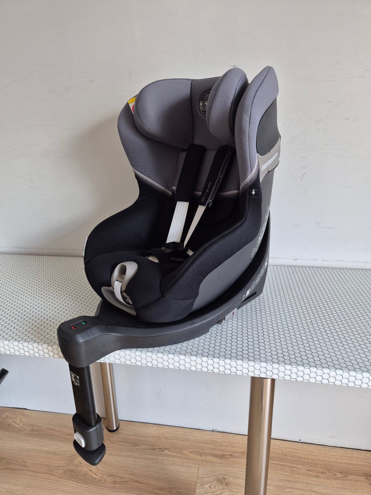 Cybex Sirona SX2 i-Size 0-18kg.