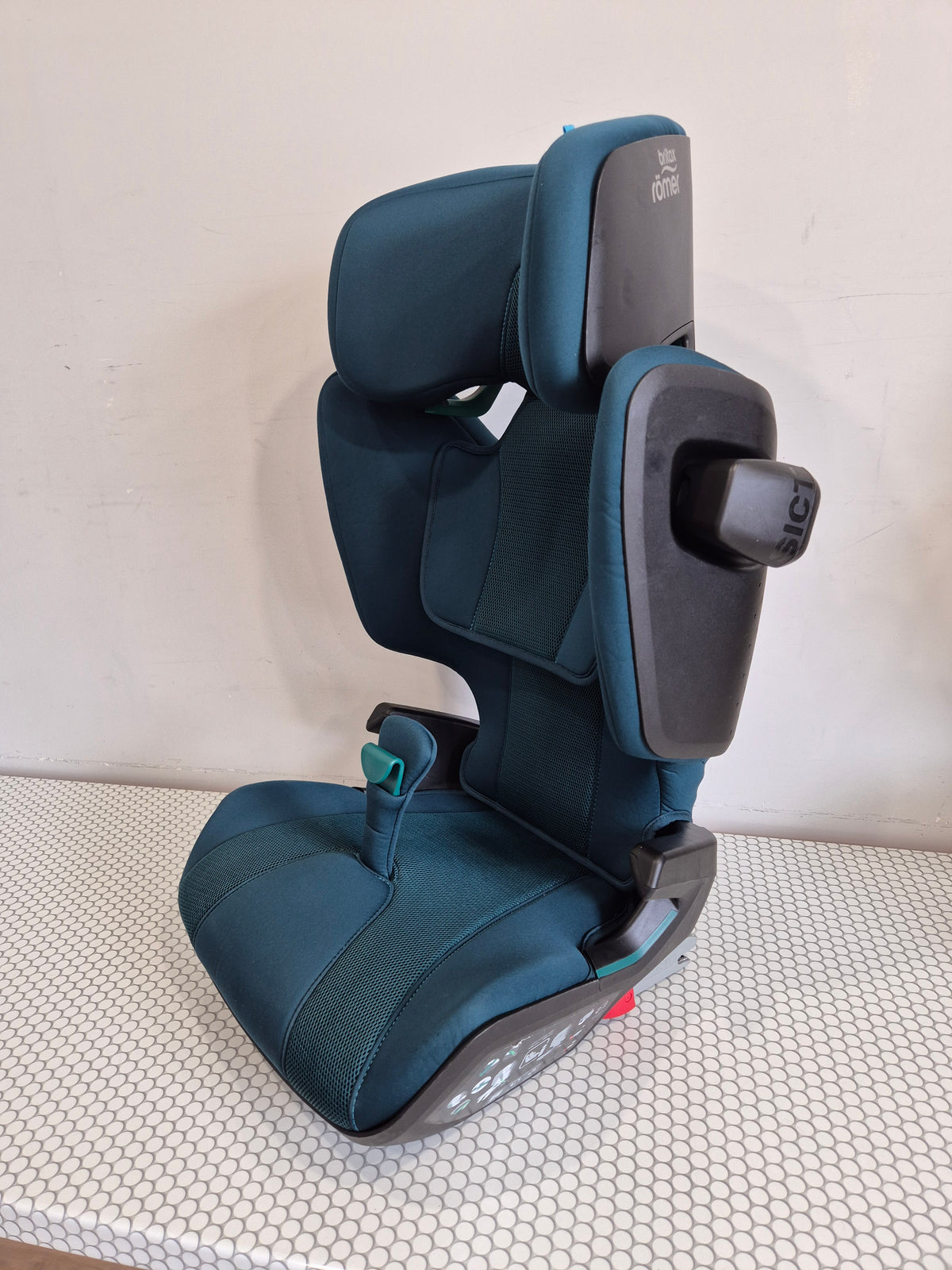 Britax Romer KidFix i-Size 100-150cm.