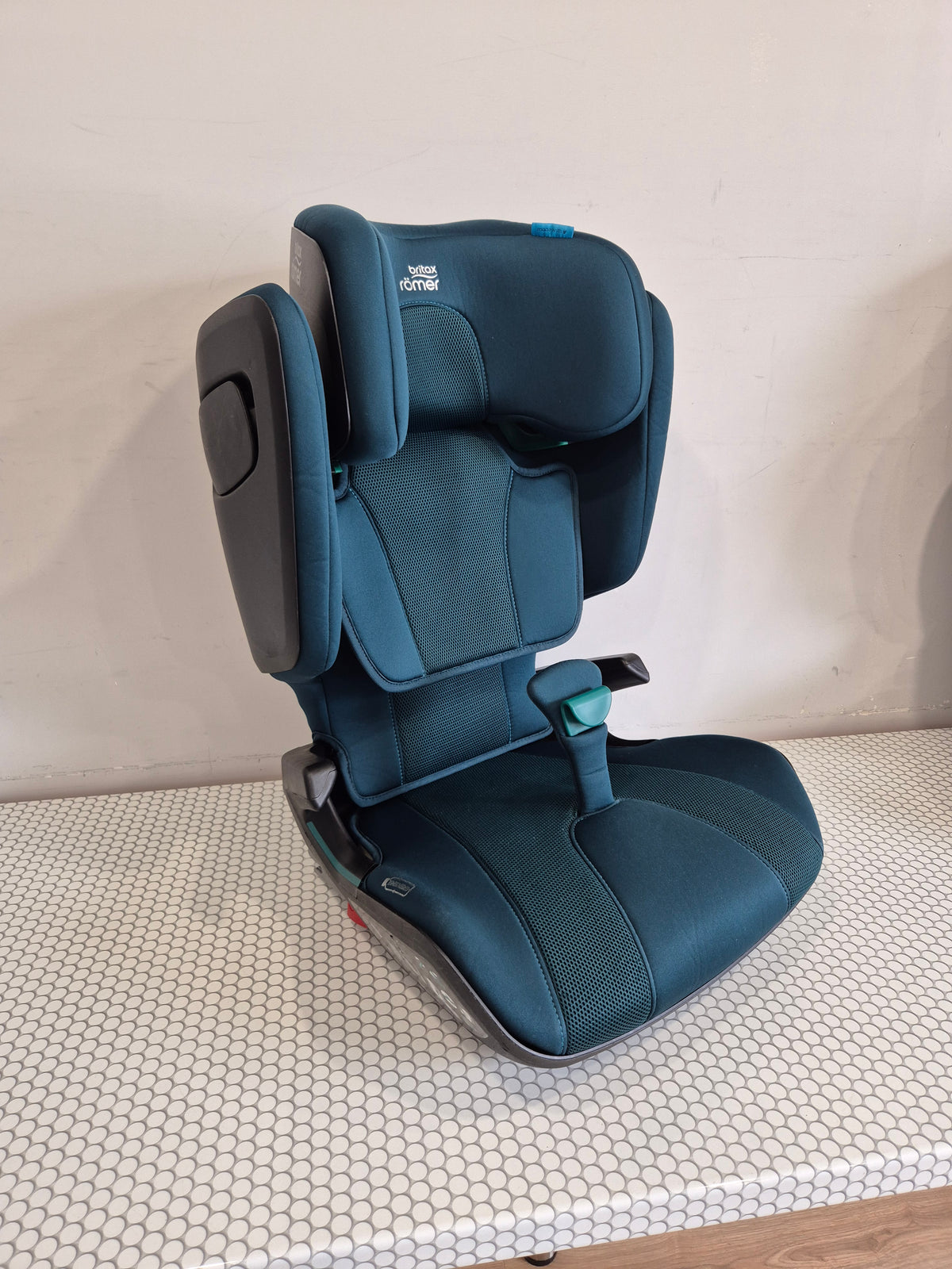 Britax Romer KidFix i-Size 100-150cm.