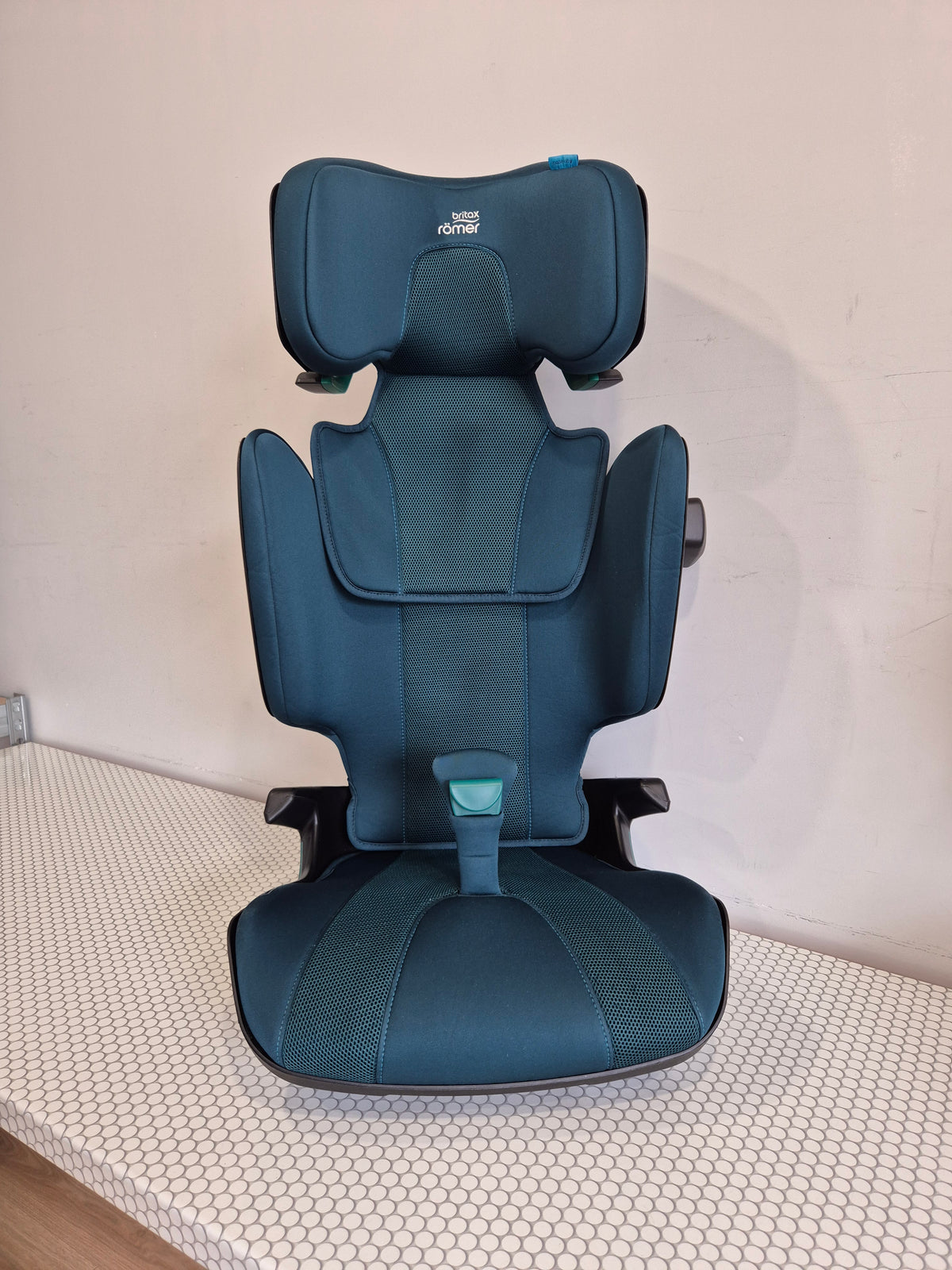 Britax Romer KidFix i-Size 100-150cm.
