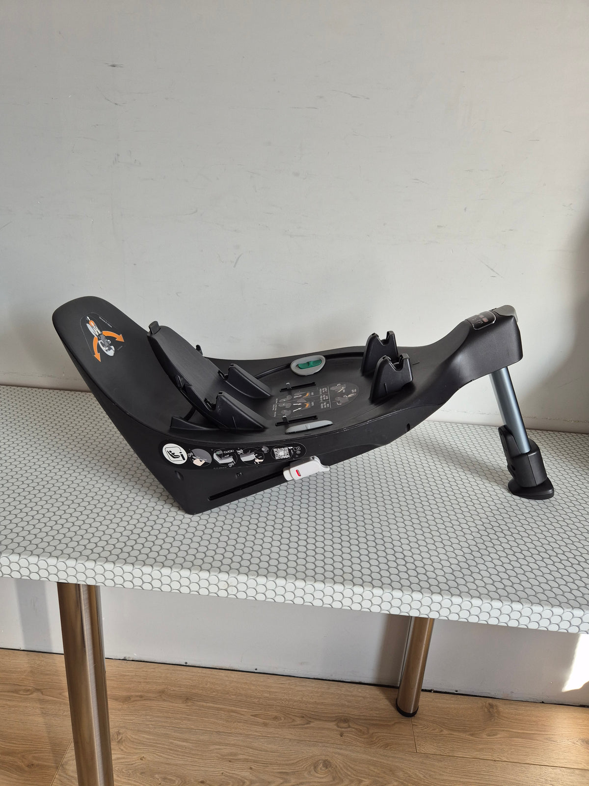 Cybex Cloud Z i-Size 0-13kg. su Cybex Base Z baze