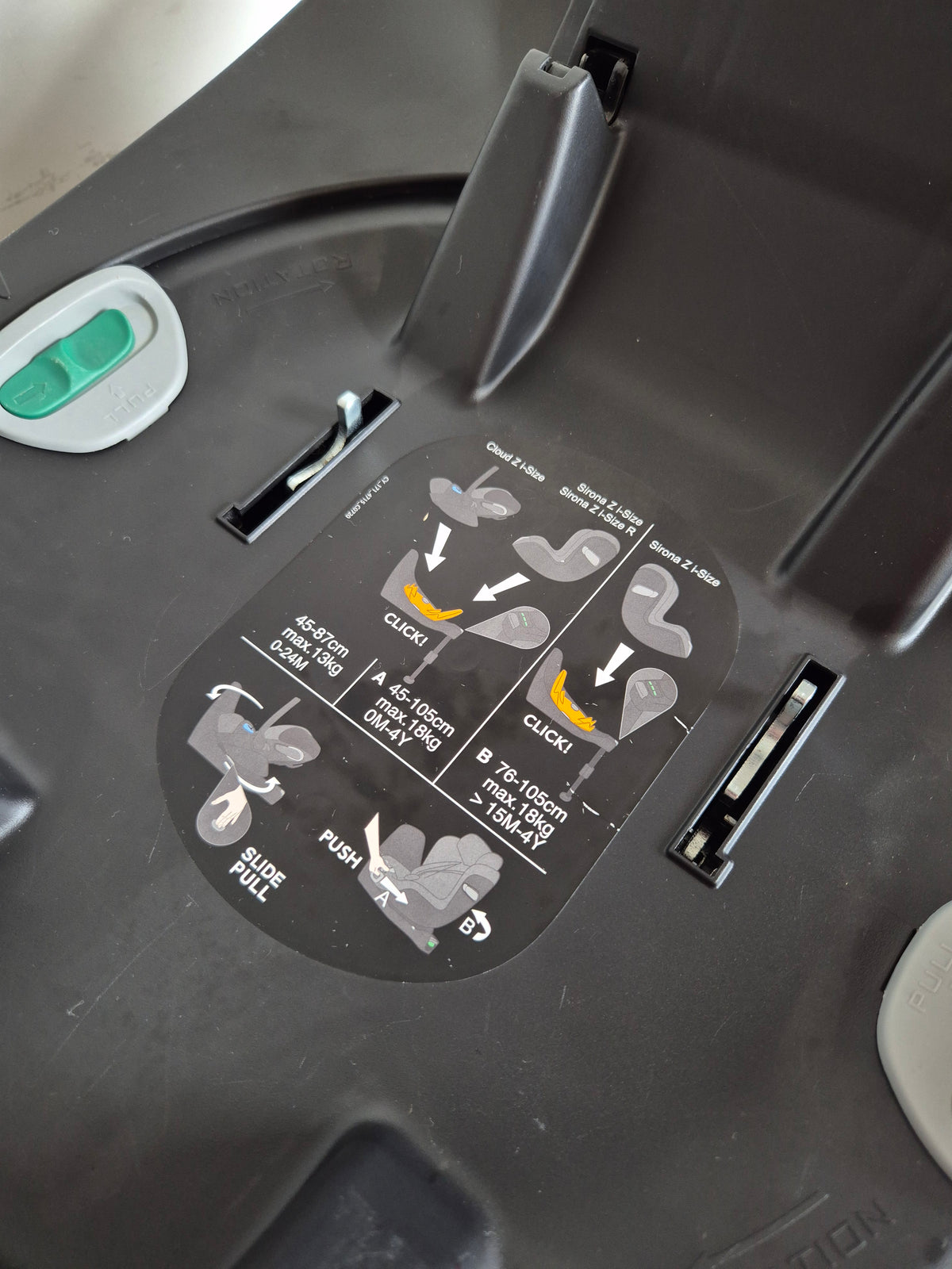 Cybex Cloud Z i-Size 0-13kg. su Cybex Base Z baze