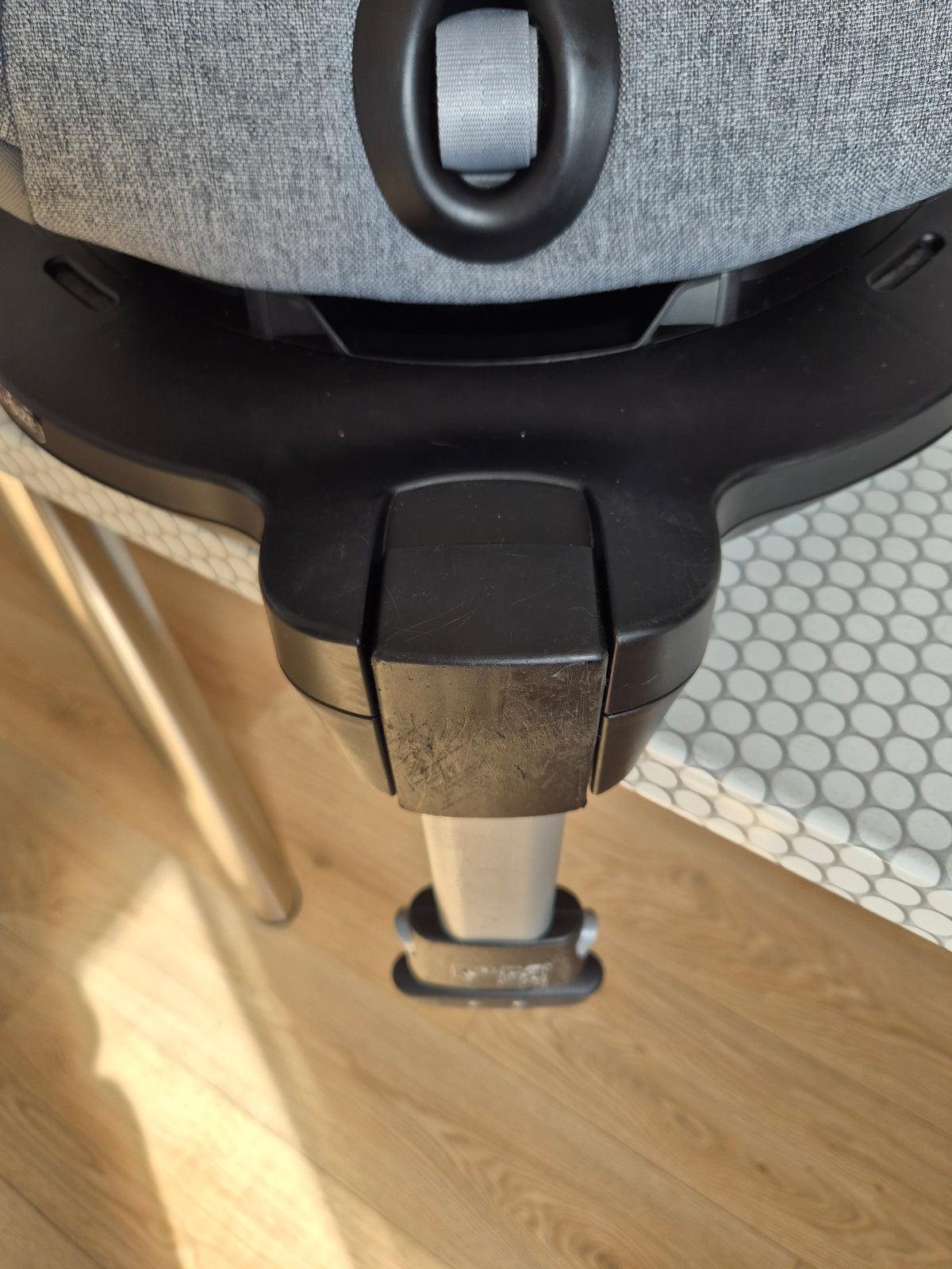 Britax Romer DualFix M i-Size 0-18kg.
