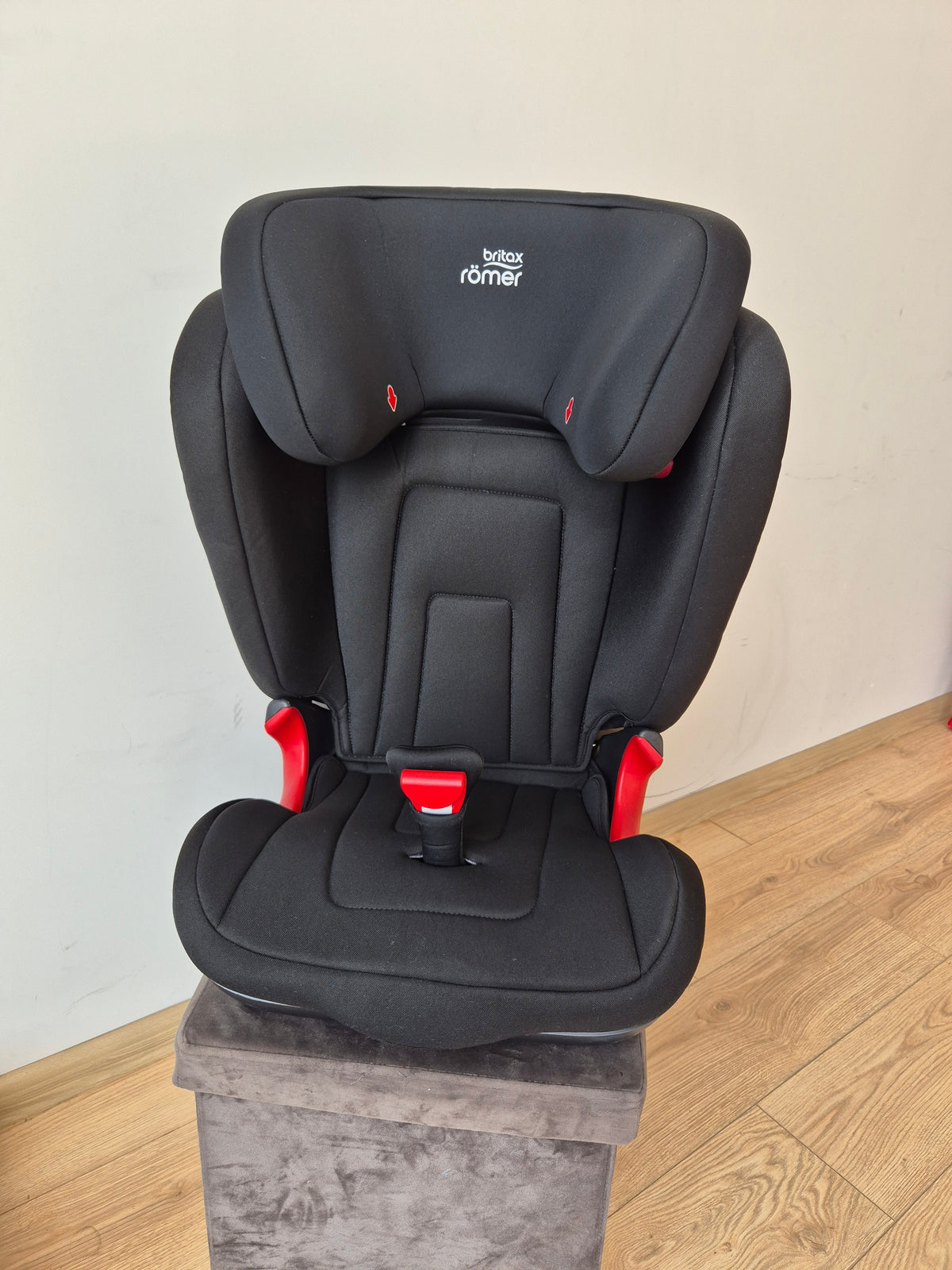 Britax Romer KidFix 2R 15-36kg.