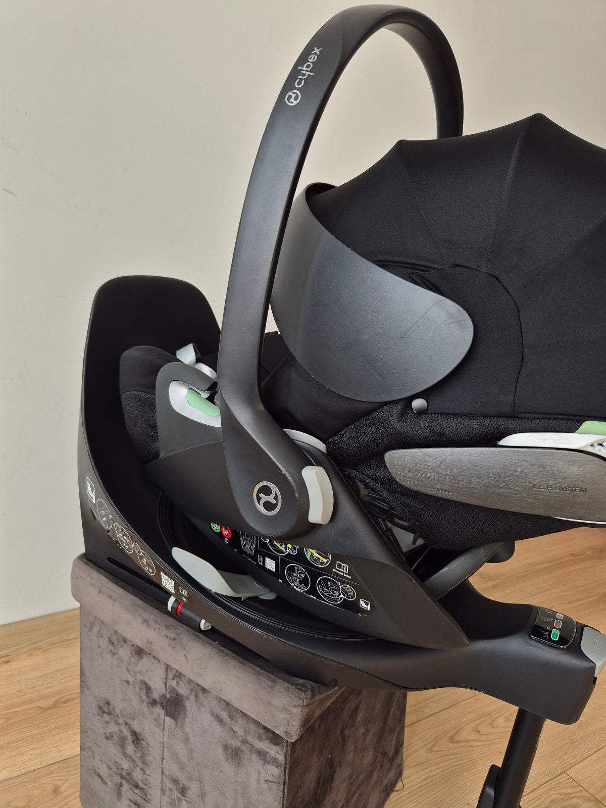 Cybex Cloud T i-Size 0-13kg. su Base T baze