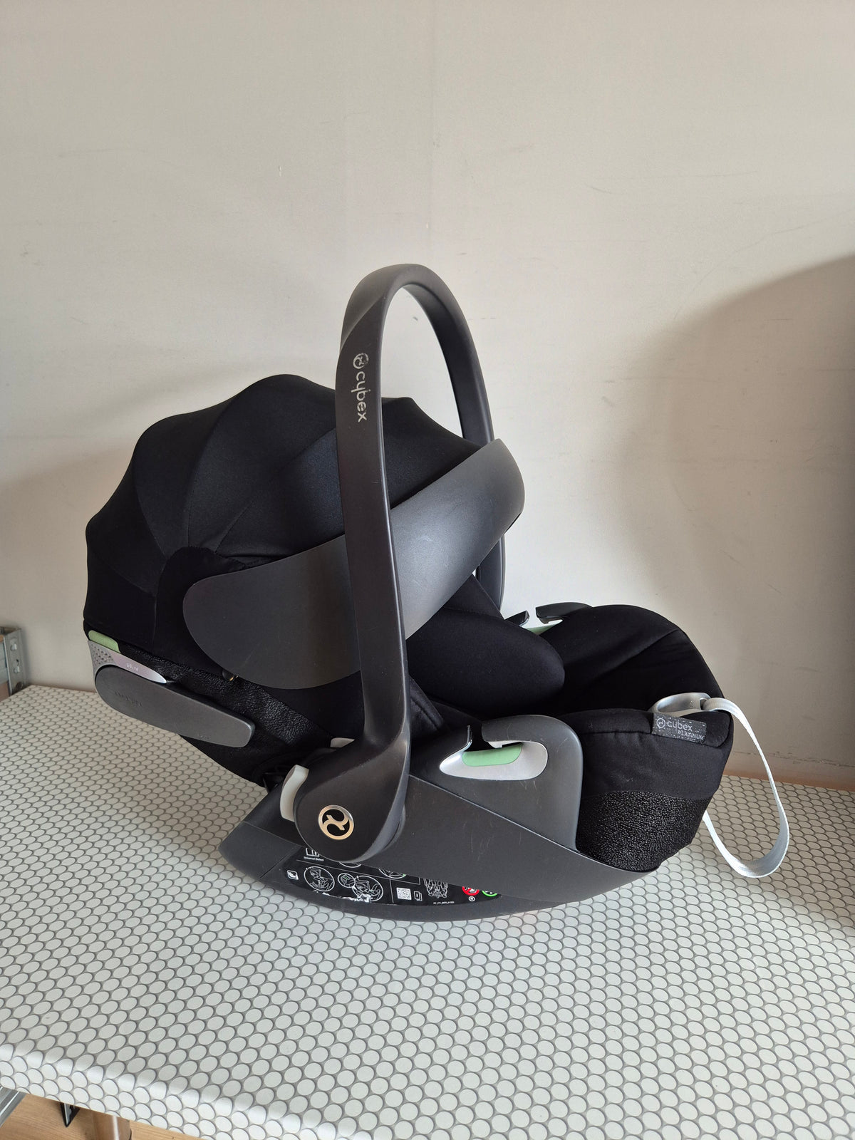 Cybex Cloud T i-Size 0-13kg. su Base T baze