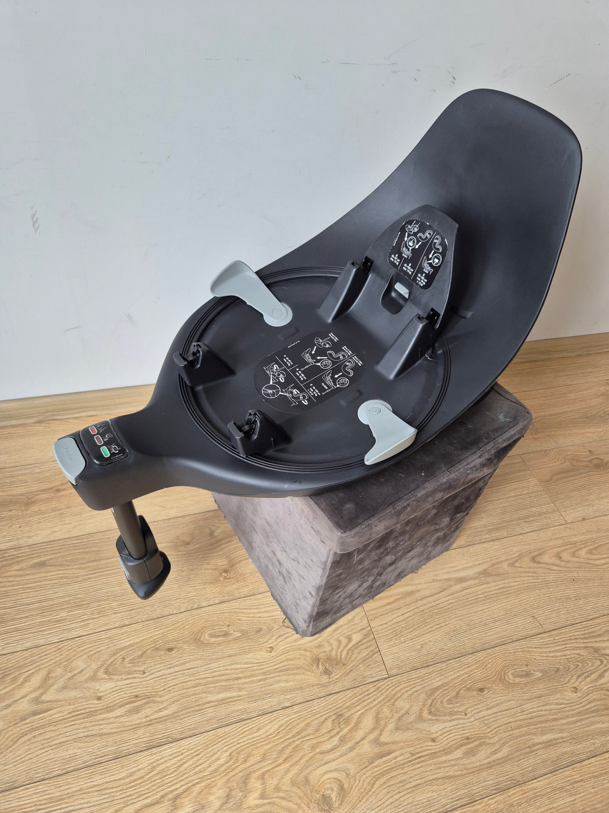 Cybex Cloud T i-Size 0-13kg. su Base T baze