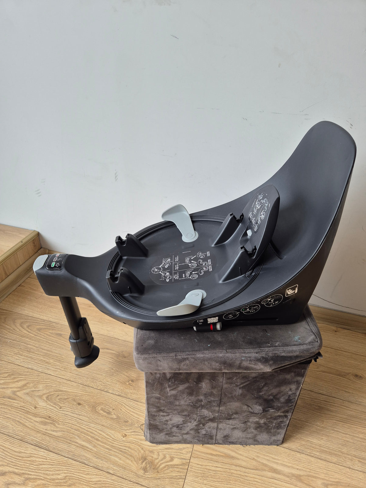 Cybex Cloud T i-Size 0-13kg. su Base T baze