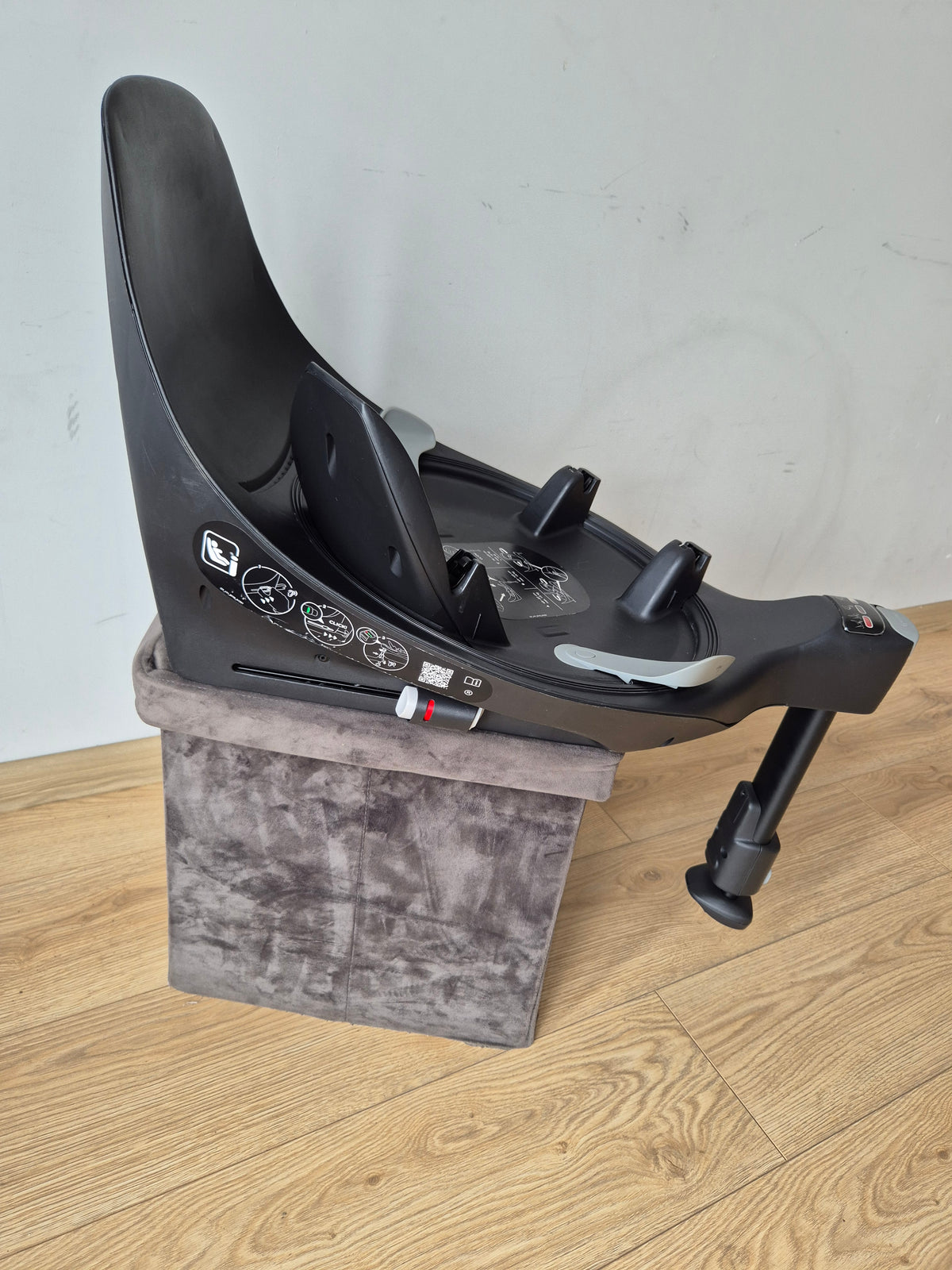 Cybex Cloud T i-Size 0-13kg. su Base T baze