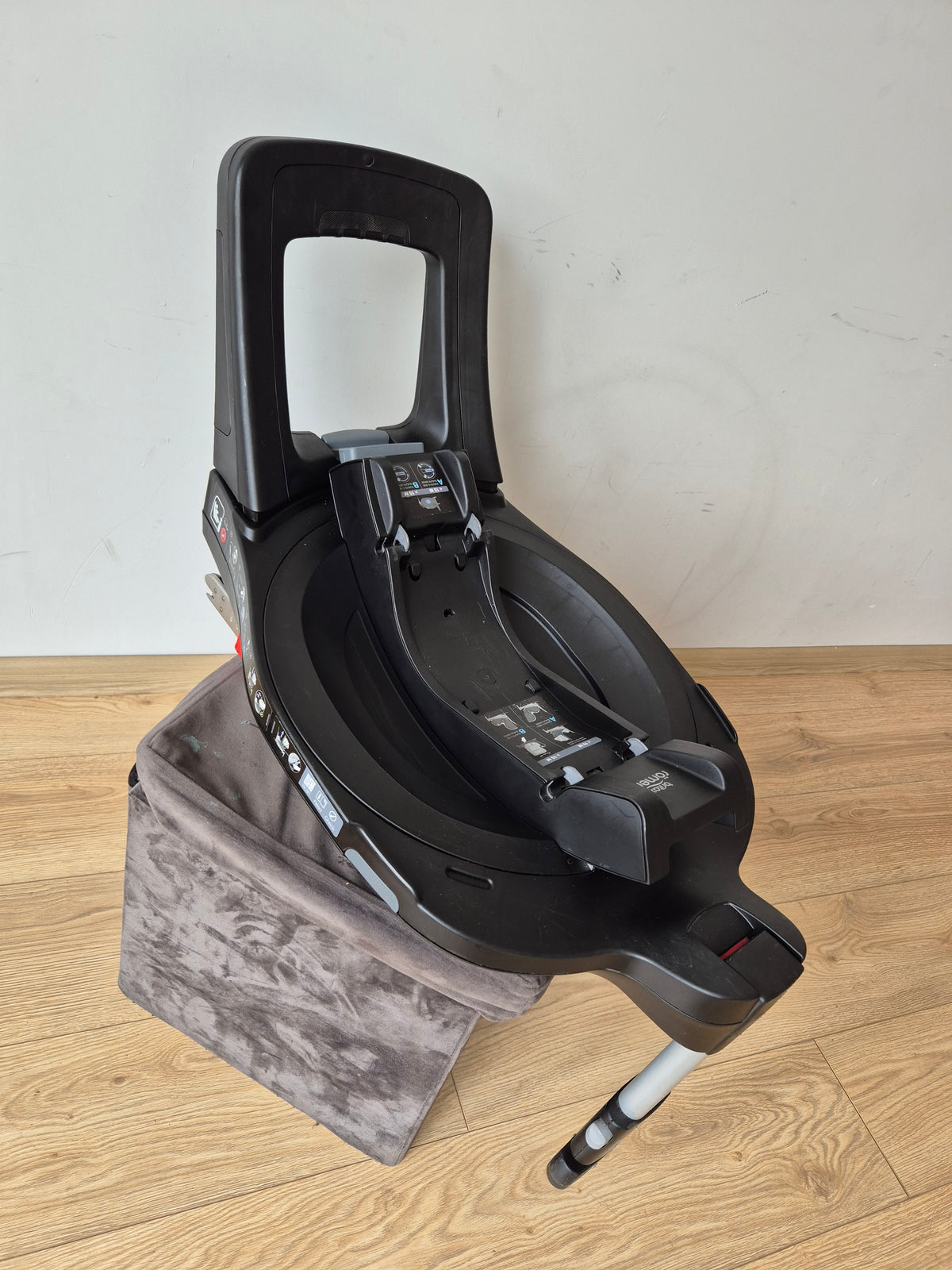 Britax Flex Base iSense IsoFix bazė