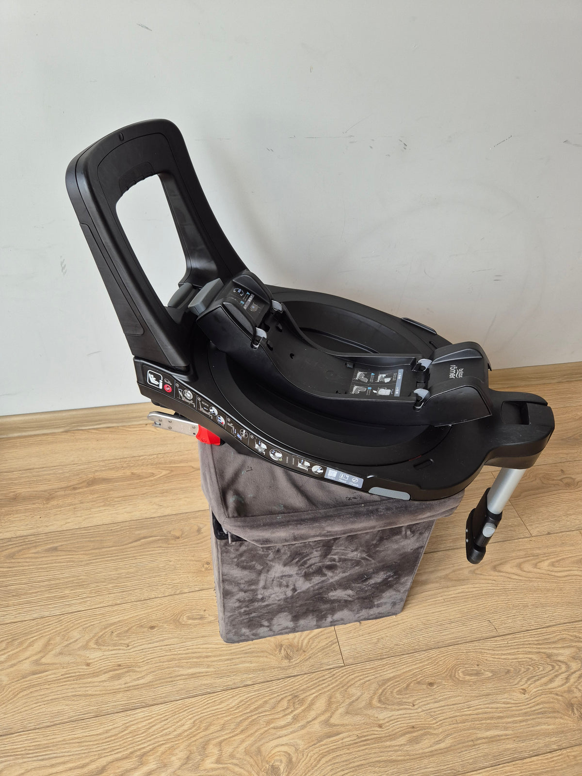 Britax Flex Base iSense IsoFix bazė