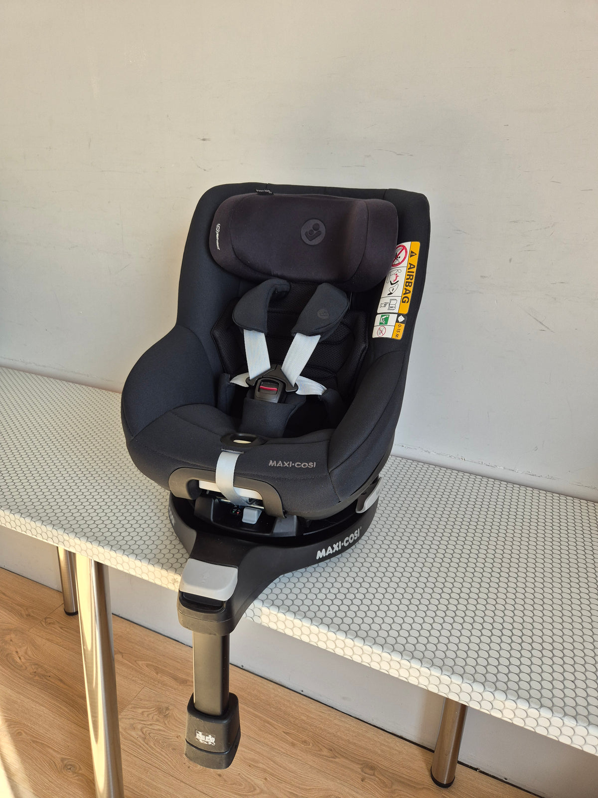 Maxi Cosi Pearl 360 Pro su FamilyFix360 baze