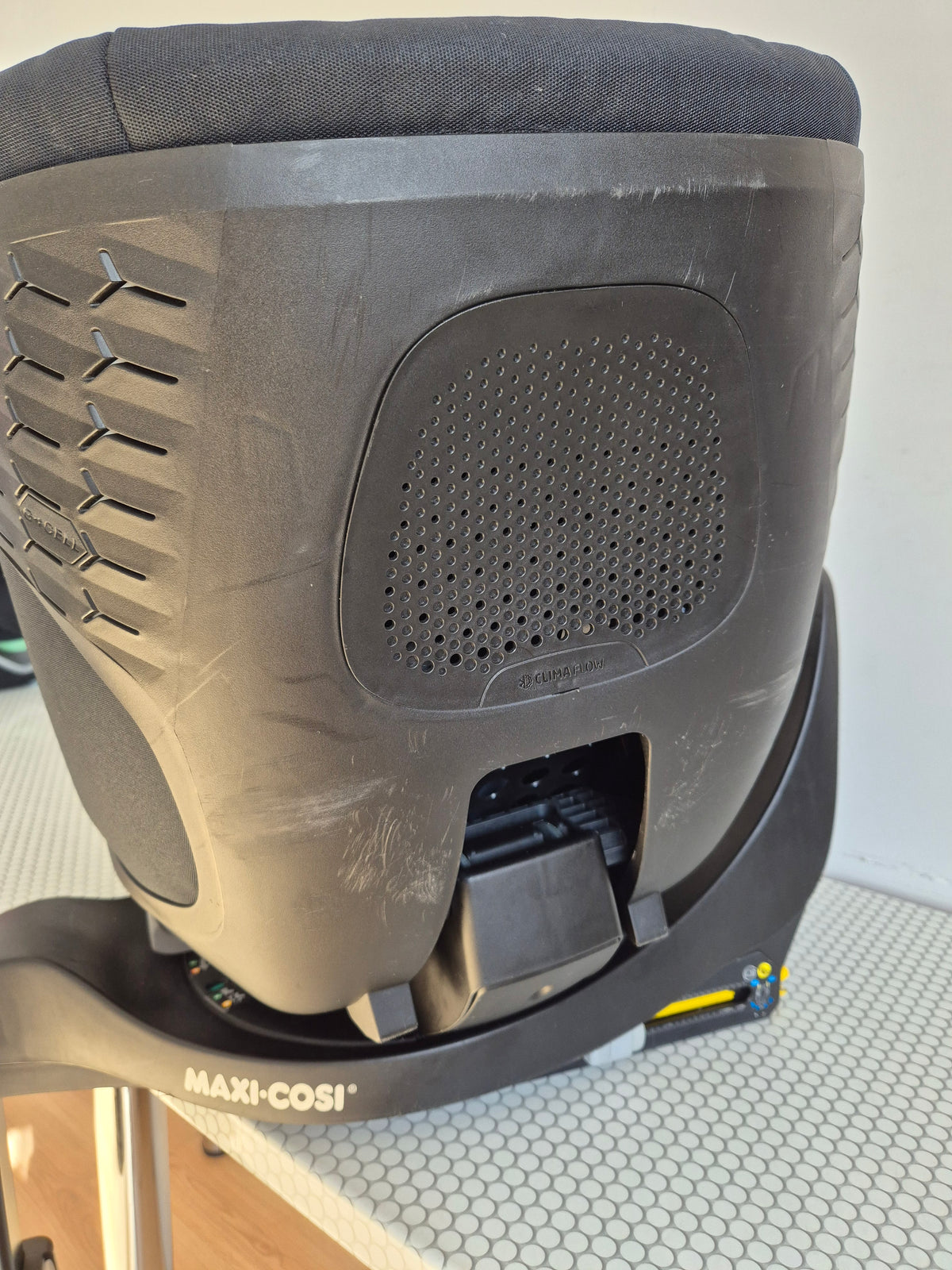 Maxi Cosi Pearl 360 Pro su FamilyFix360 baze