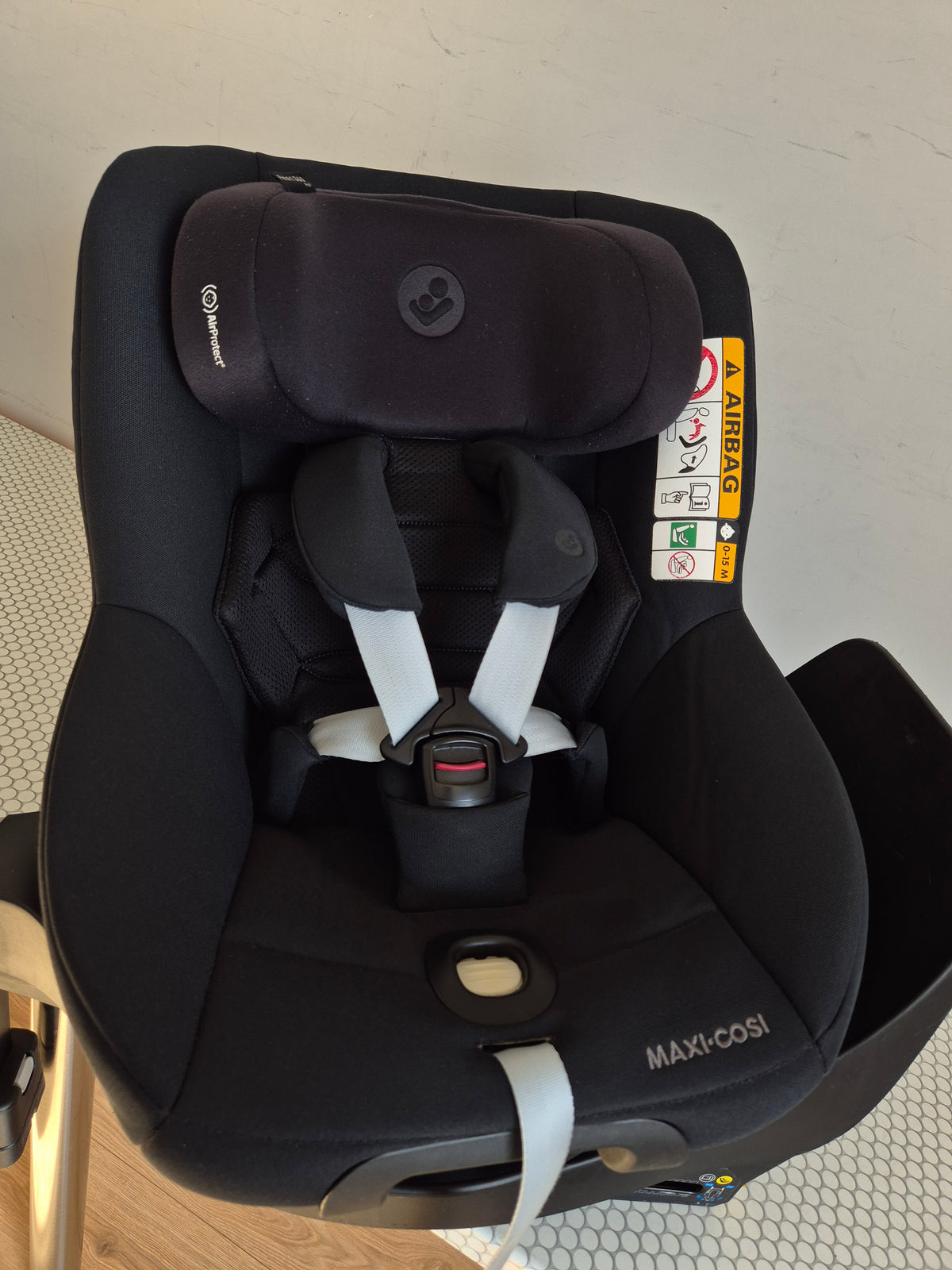 Maxi Cosi Pearl 360 Pro su FamilyFix360 baze