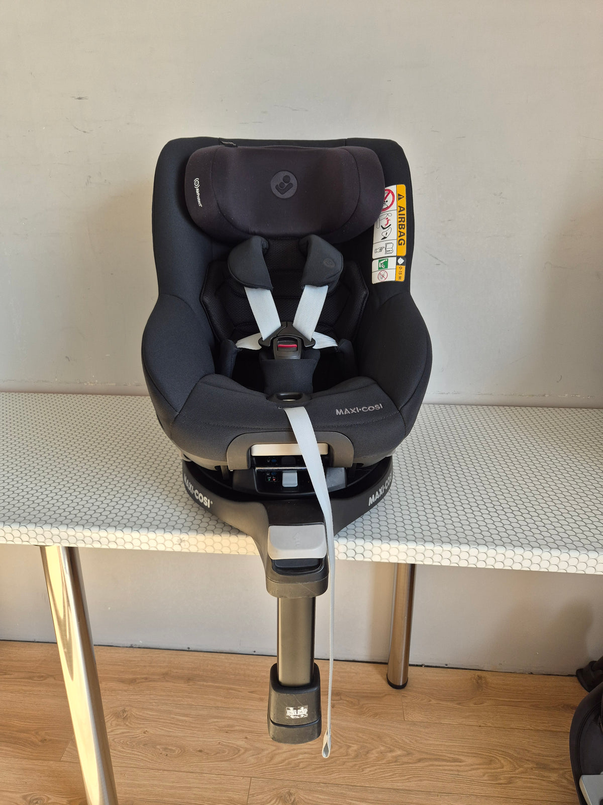 Maxi Cosi Pearl 360 Pro su FamilyFix360 baze