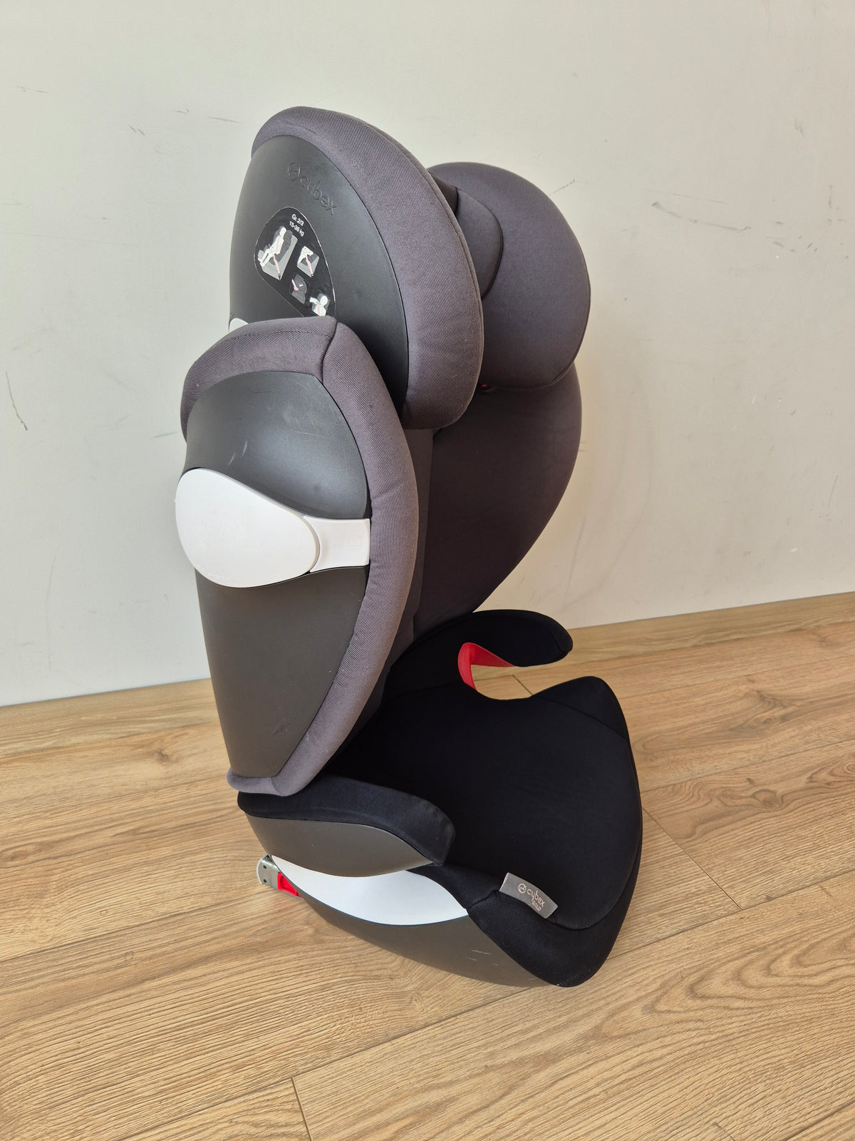 Cybex Solution M-Fix 15-36kg.
