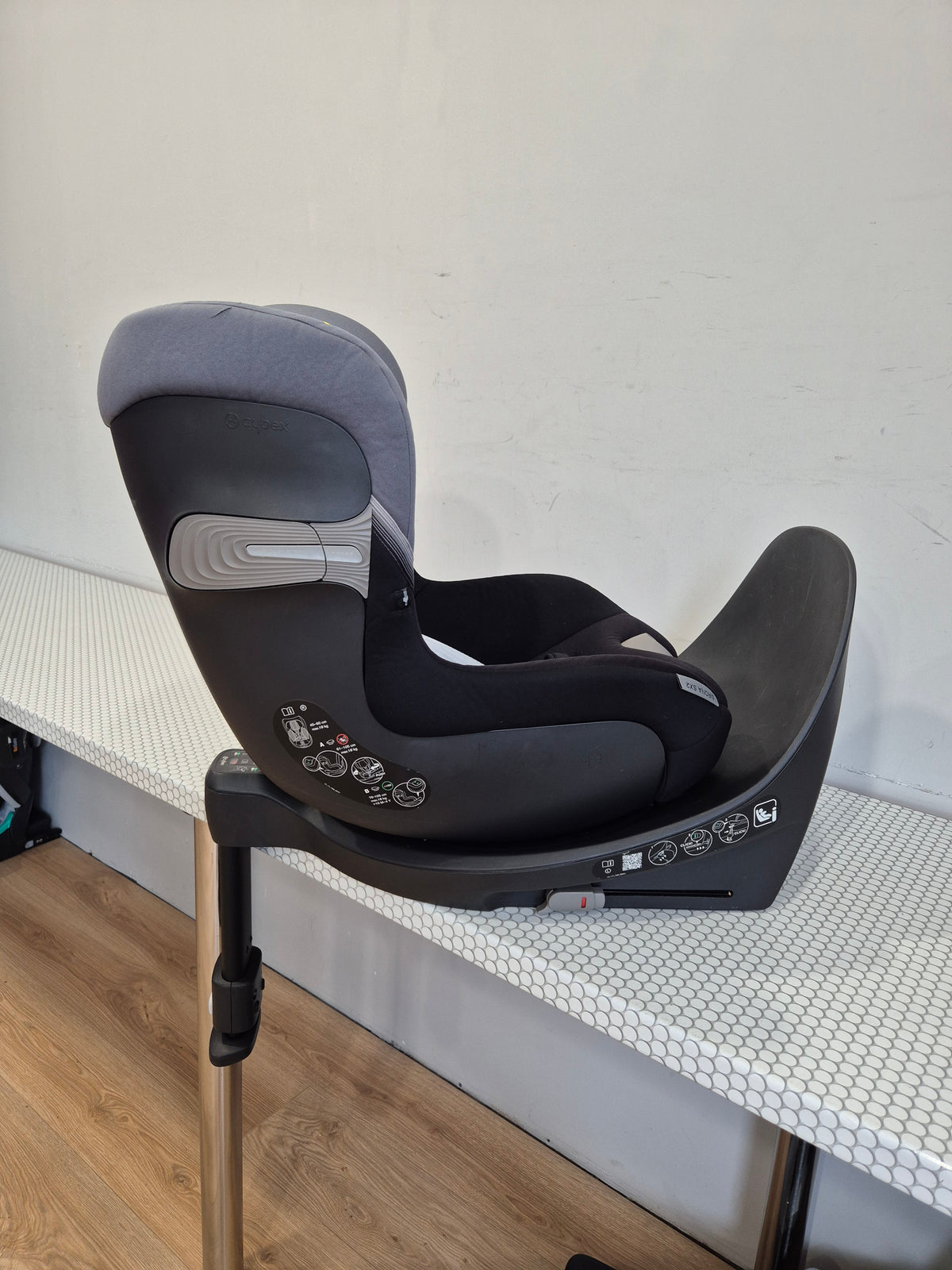 Cybex Sirona SX2 i-Size 0-18kg.