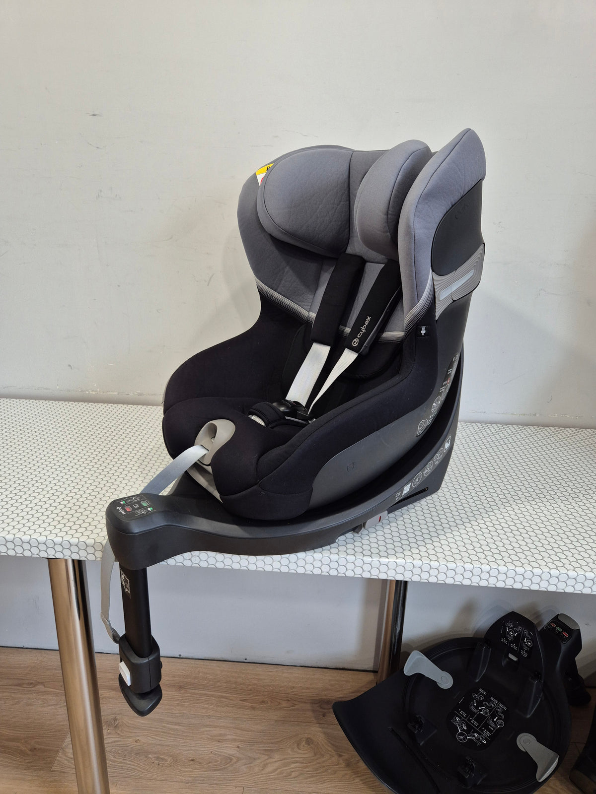 Cybex Sirona SX2 i-Size 0-18kg.