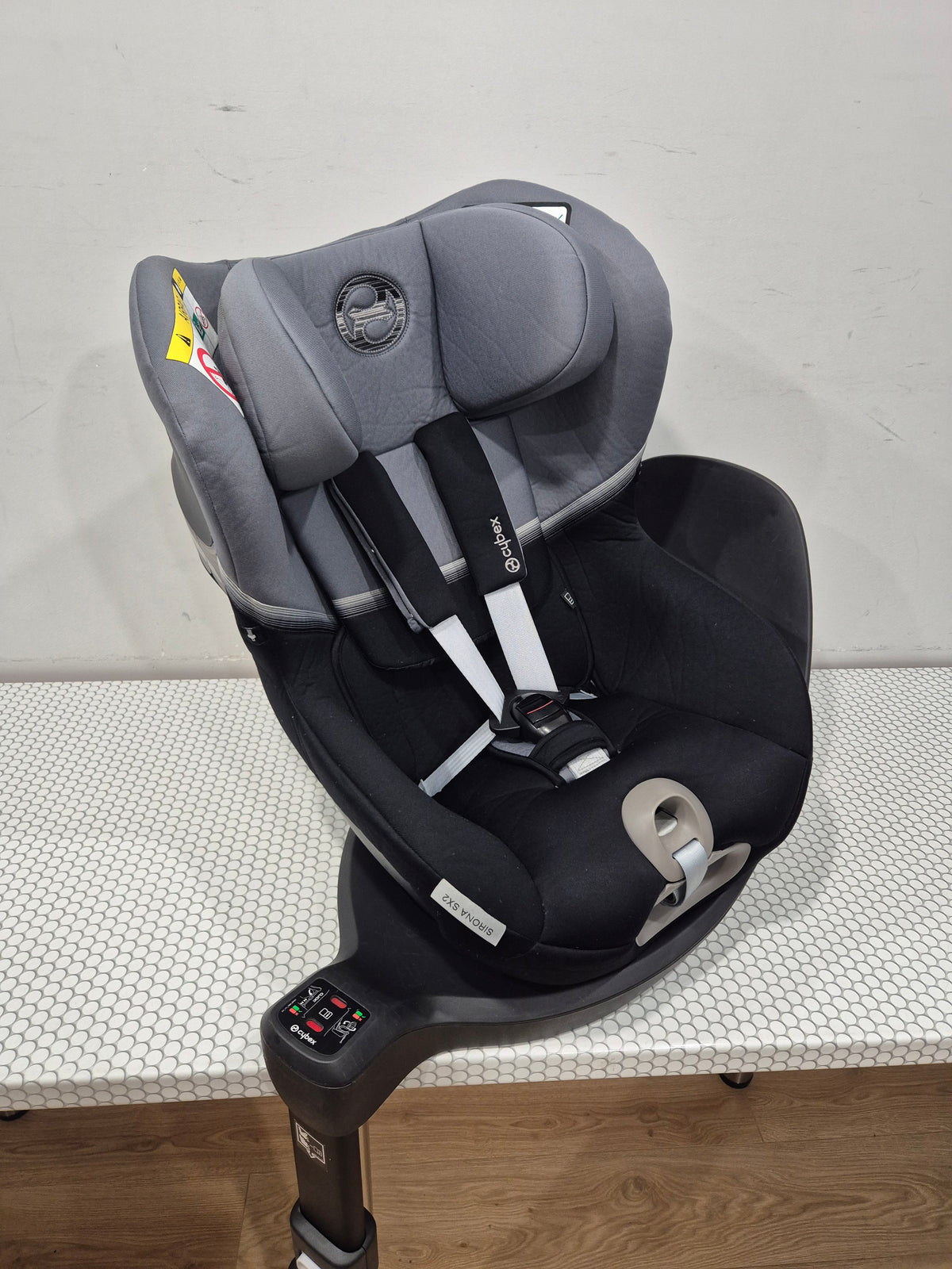 Cybex Sirona SX2 i-Size 0-18kg.