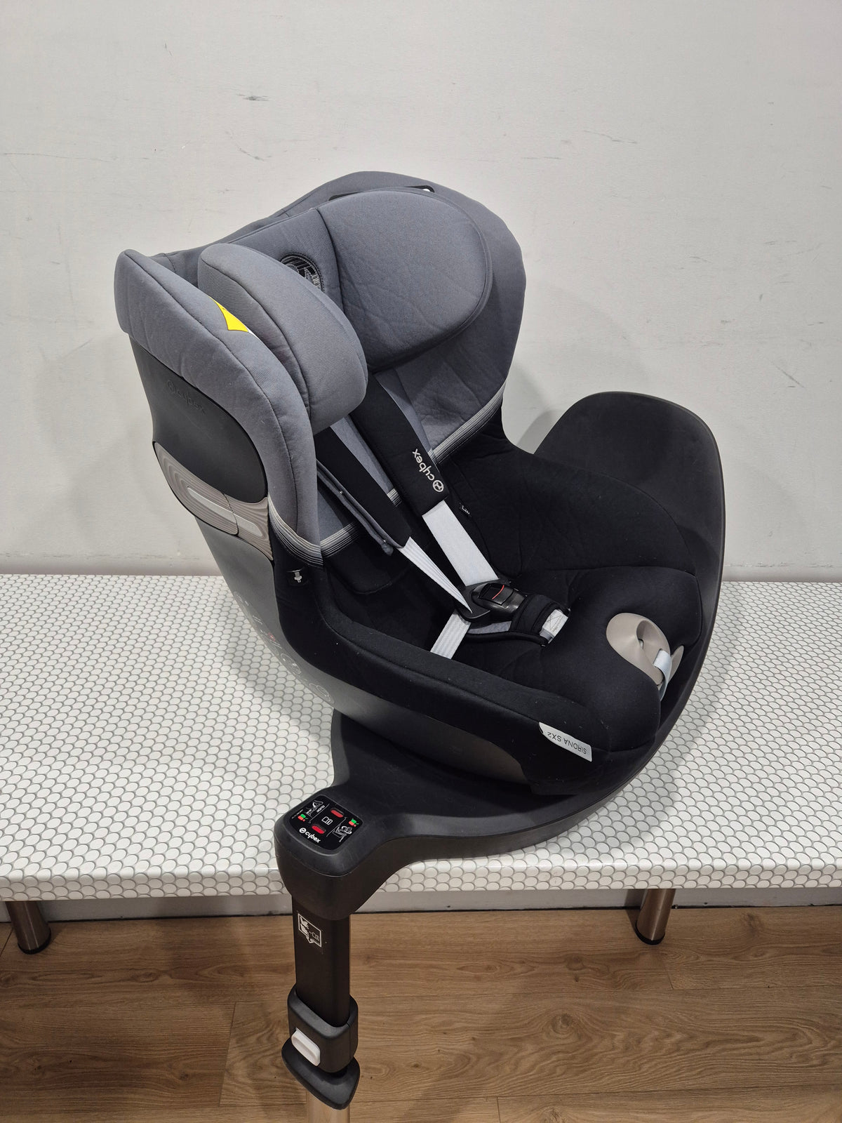 Cybex Sirona SX2 i-Size 0-18kg.