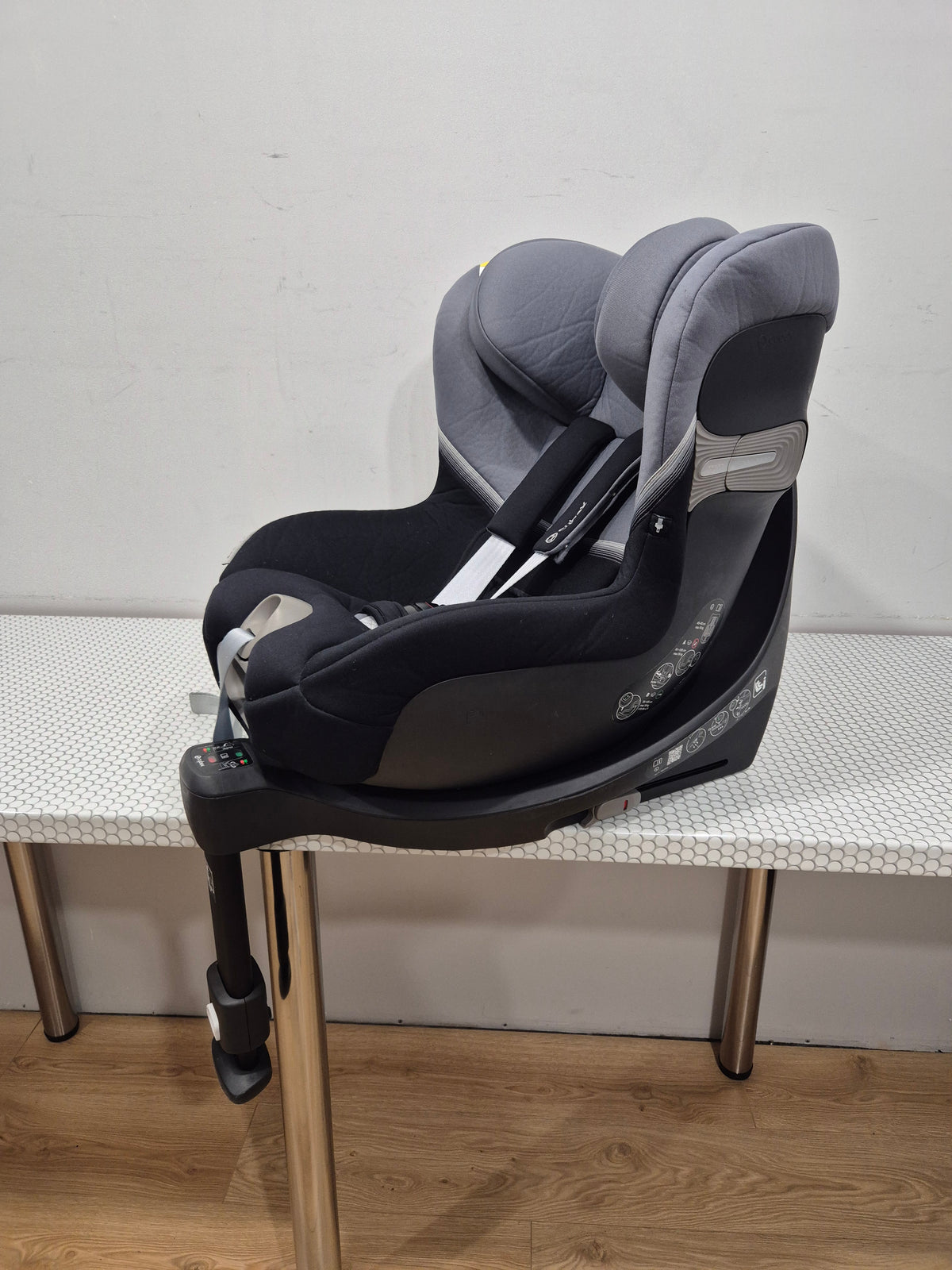 Cybex Sirona SX2 i-Size 0-18kg.