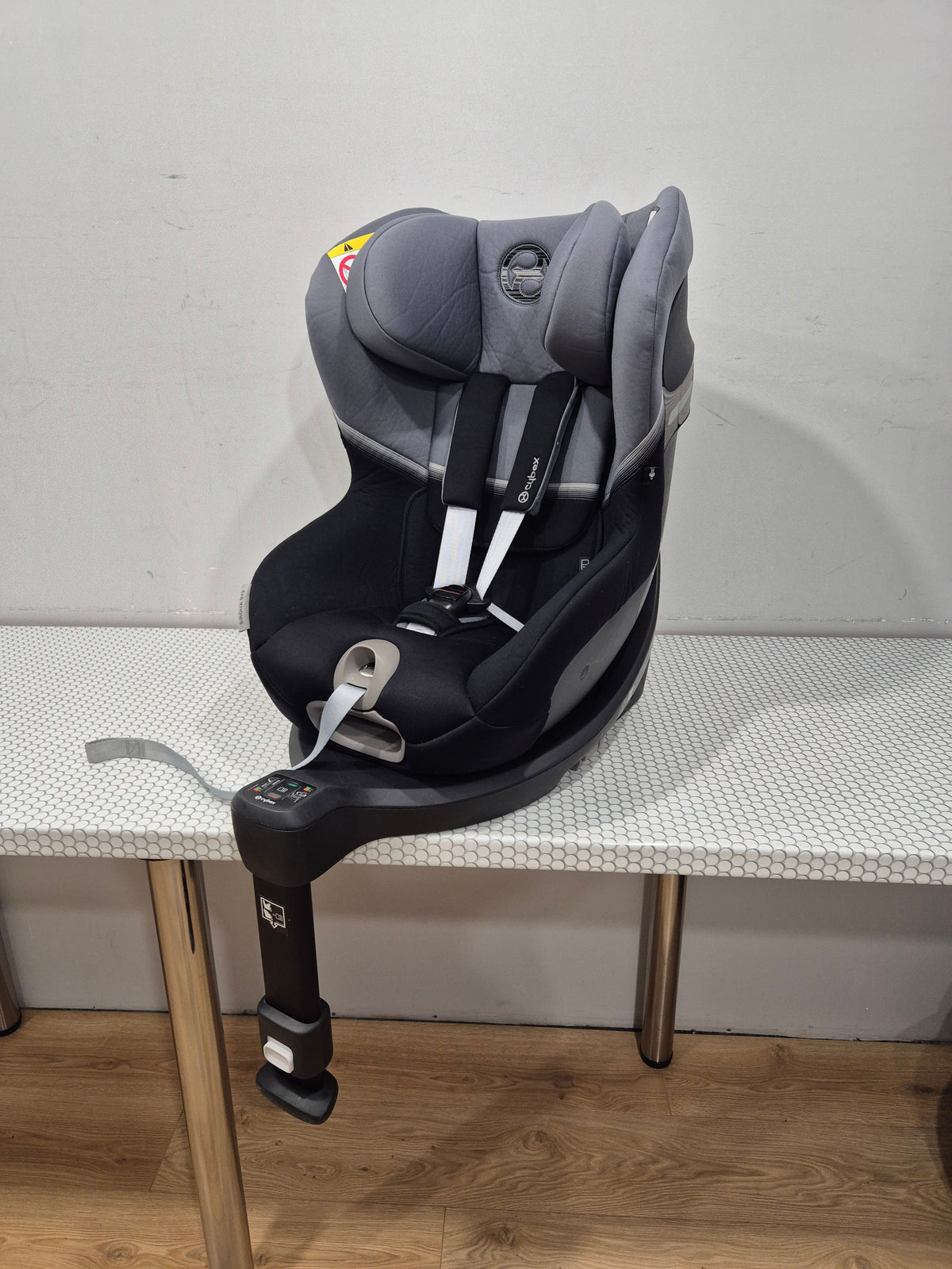 Cybex Sirona SX2 i-Size 0-18kg.