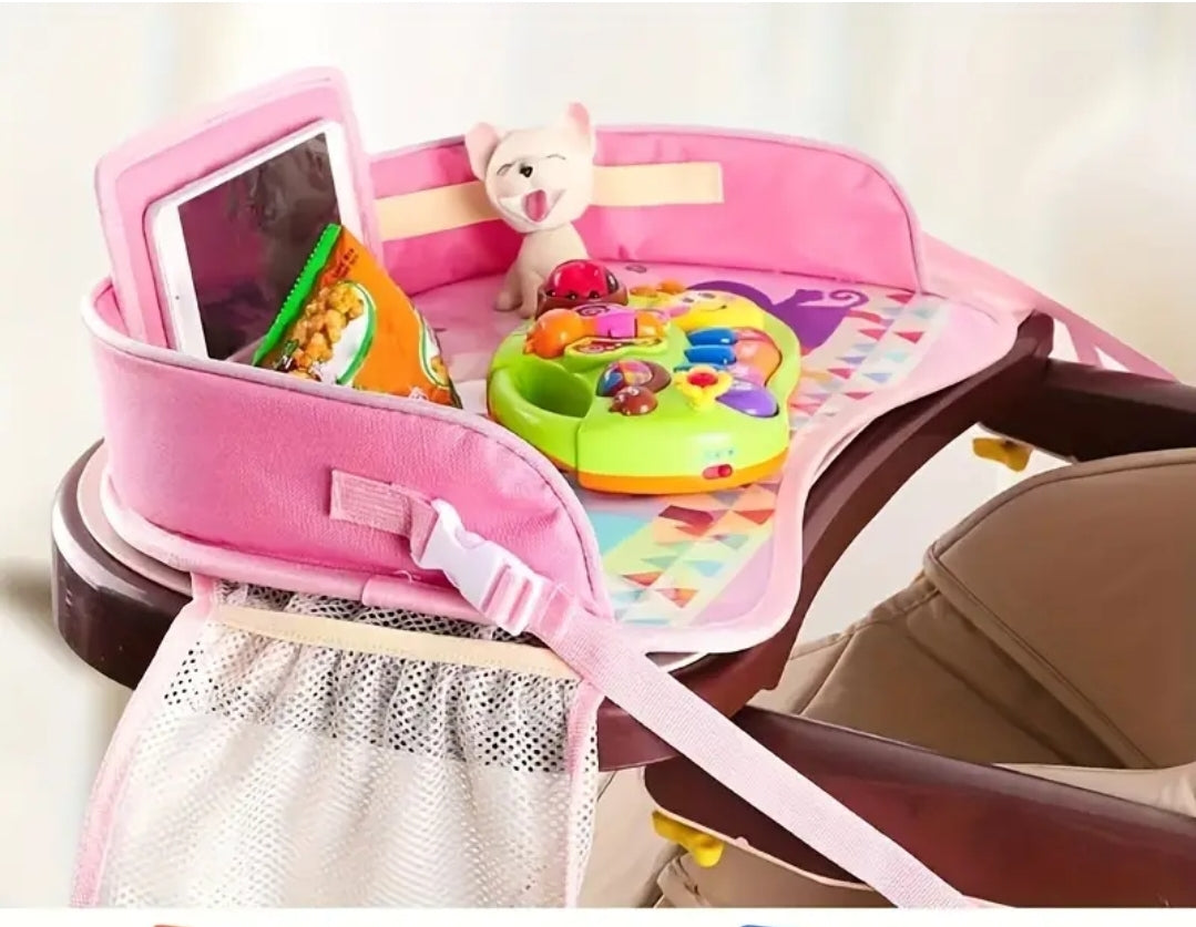 Automobilinės kėdutės stalelis. Smėlio spalvos.