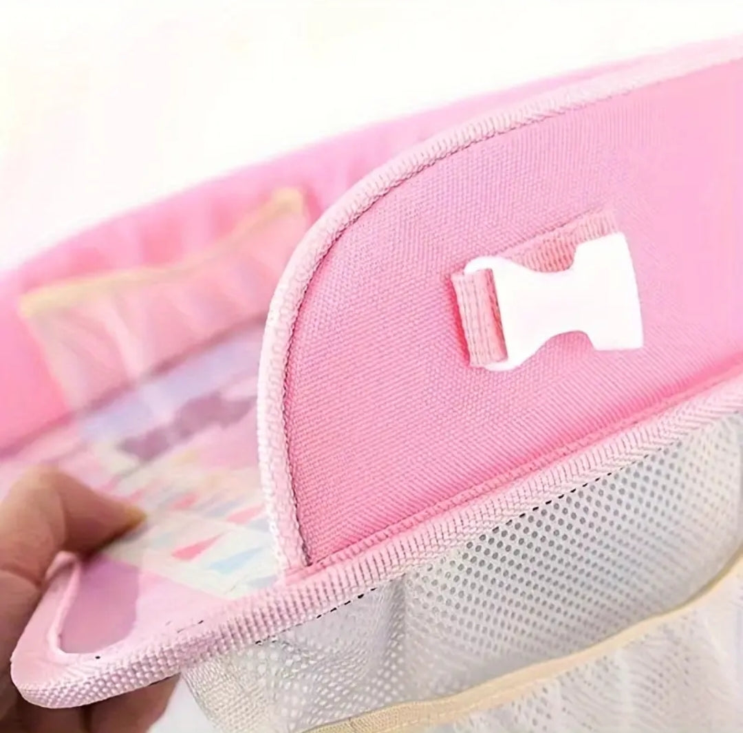 Automobilinės kėdutės stalelis. Smėlio spalvos.