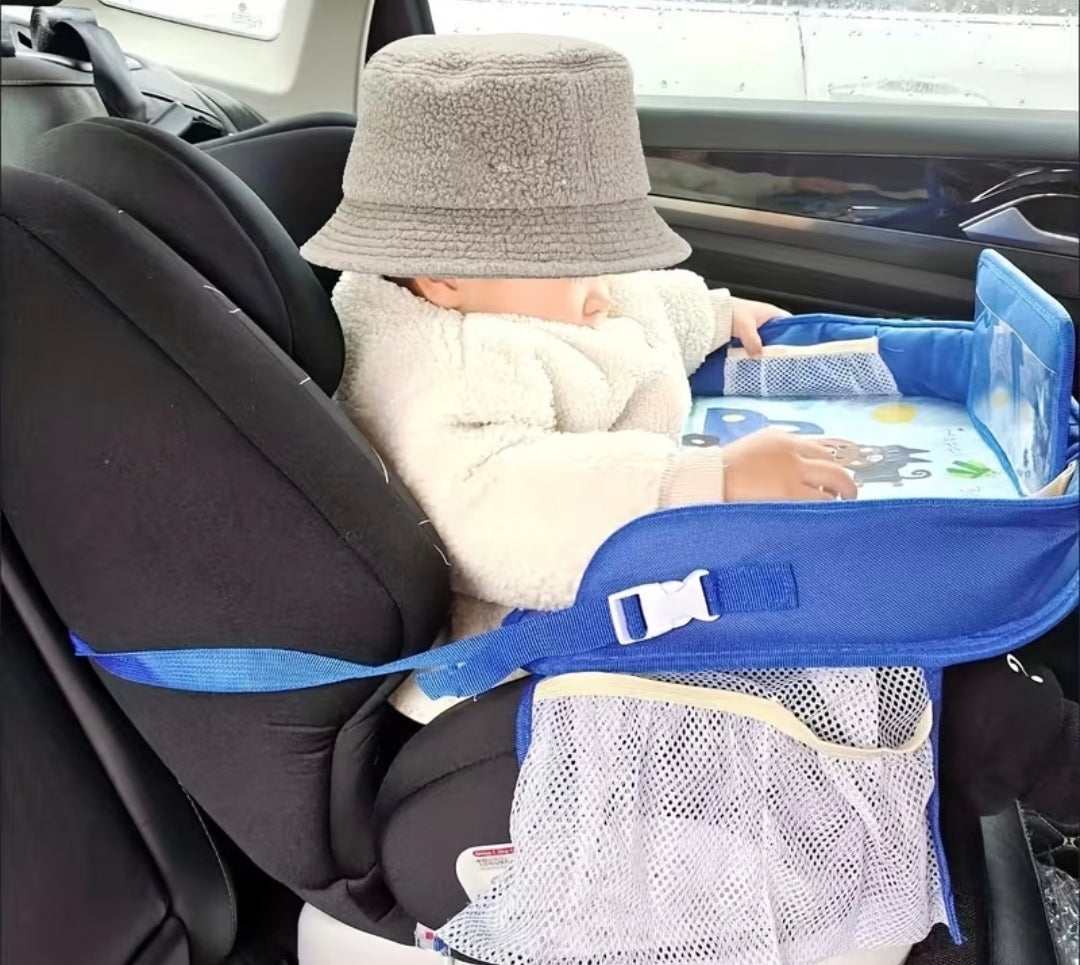 Automobilinės kėdutės stalelis. Mėlynas. Gyvūnėliai.